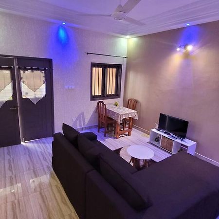 Апартаменти Paisible 2 Pieces Abomey-Calavi Екстер'єр фото